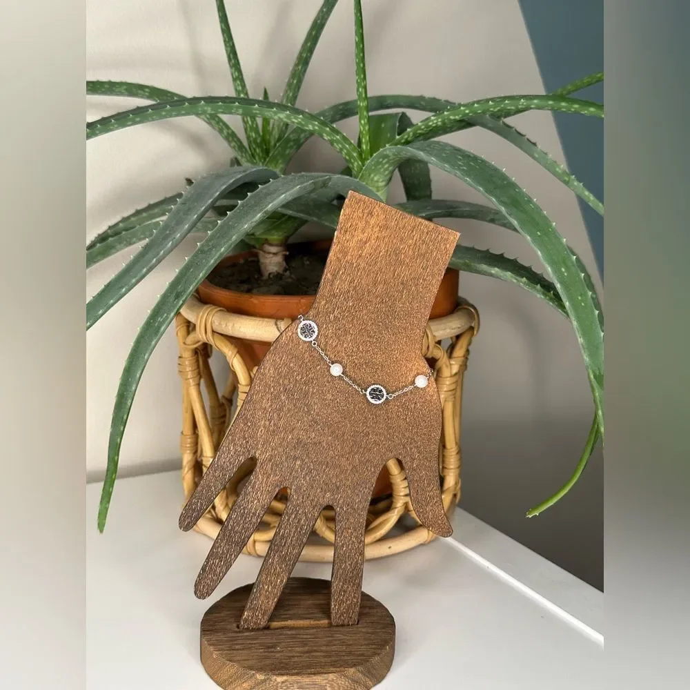 Tory Burch Crystal Logo & Pearl Station Bracelet Silver-Tone 7” Jewelry - Picture 9 of 9